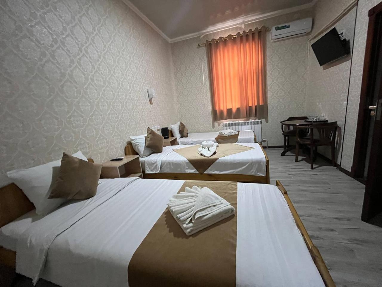 Polvon Ota Hotel Khiva Luaran gambar
